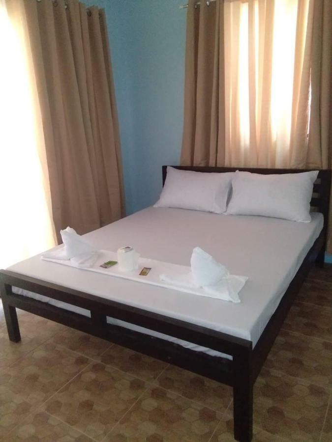 La Isla Bonita Talikud Island Beach Resort Samal Kültér fotó